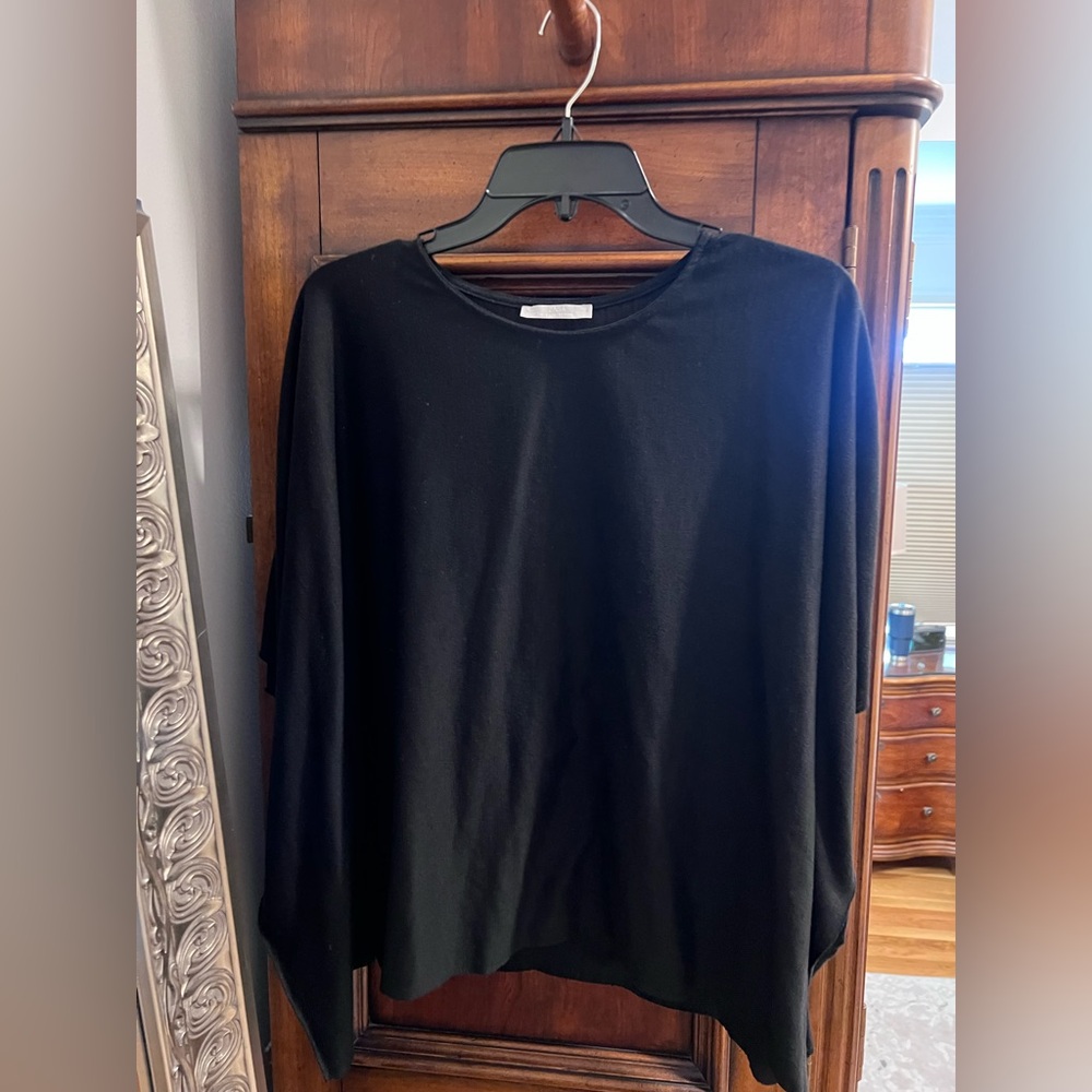 Black loose top by Zara